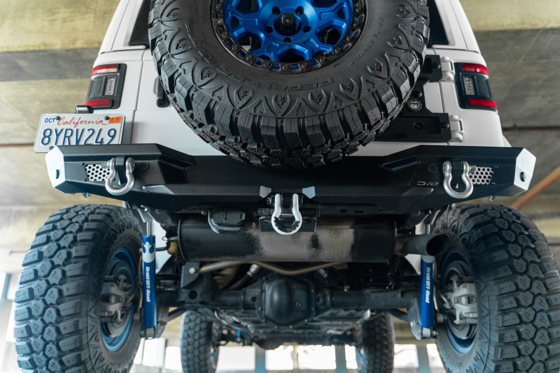 DV8 Offroad 2018 Jeep Wrangler JL MTO Series Rear Bumper w/ Optional Tire Carrier - Image 3
