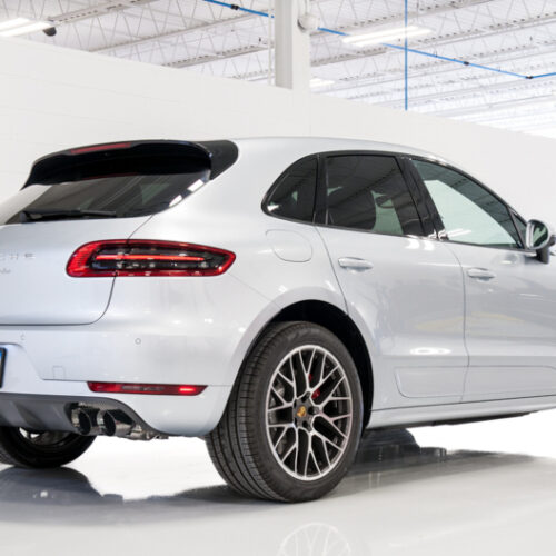 Alternative view of AWE Tuning Track Edition Exhaust System - Diamond Black 102mm Tips for Porsche Macan