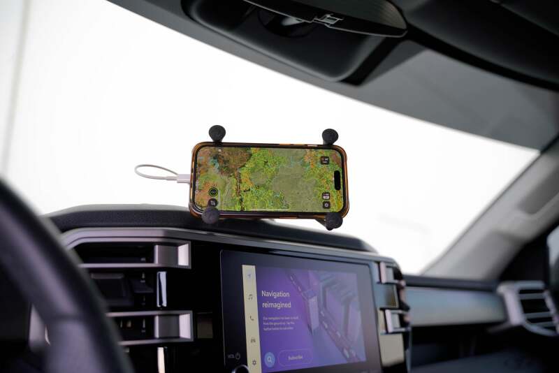 DV8 Offroad 22-23 Toyota Tundra + Sequoia Digital Device Dash Mount - Image 3