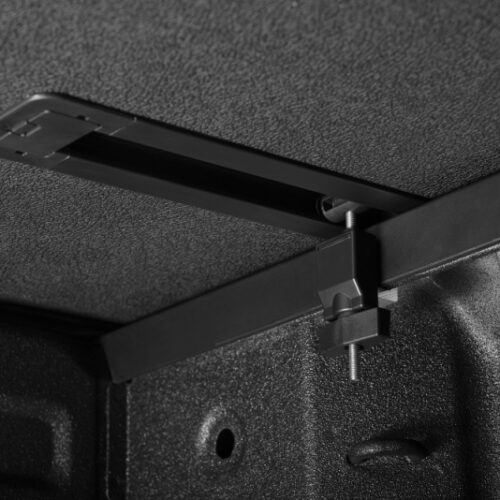 Extang 19-23 Chevy/GMC Silverado/Sierra 1500 (5ft. 10in. Bed) Solid Fold ALX - Image 9