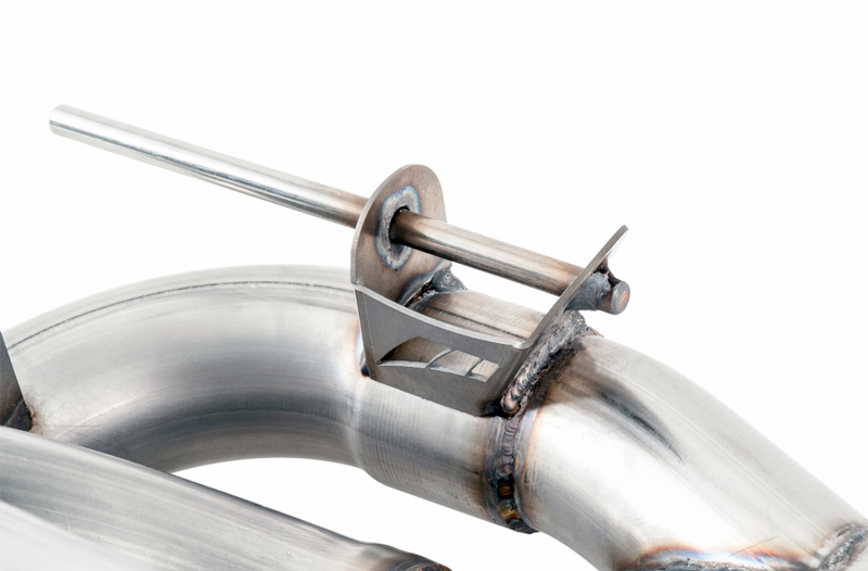 AWE Tuning Touring Edition Axle-Back Exhaust - Diamond Black Tips (90mm) for BMW F3X 340i - Image 3