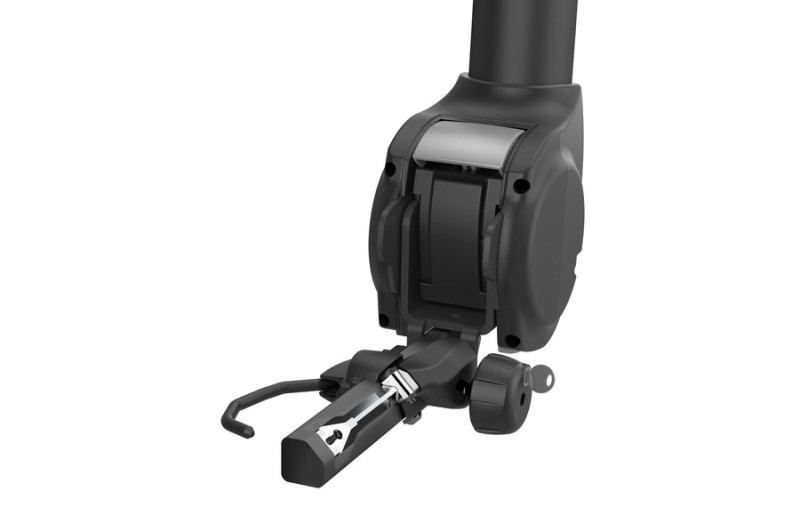 Thule Apex XT 5 - Hanging Hitch Bike Rack w/HitchSwitch Tilt-Down (Up to 5 Bikes) - Black - Image 5