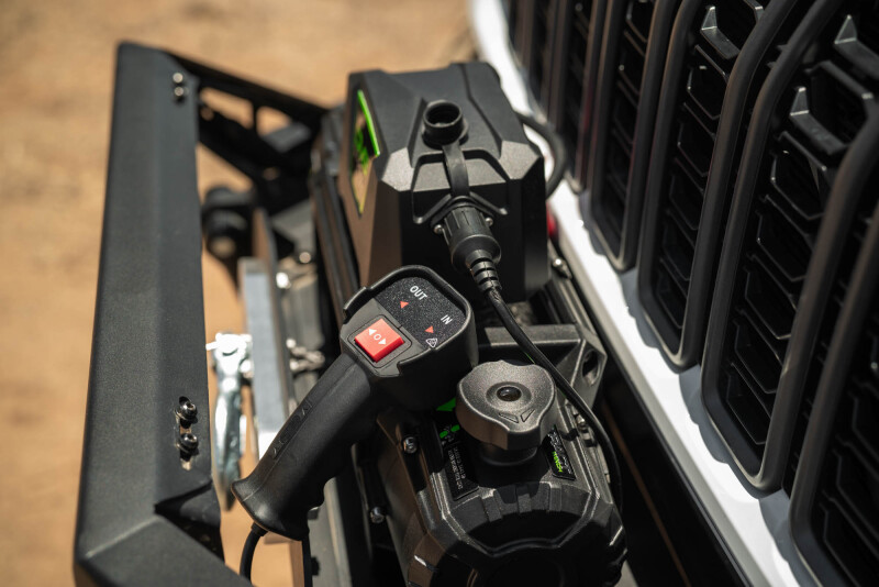 DV8 Offroad Xtract 12k Synthetic Rope Winch - Image 4