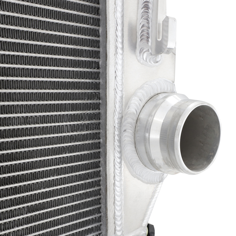 Mishimoto Radiator for 17-19 Chevrolet/GMC 6.6 L5p Duramax - Image 5