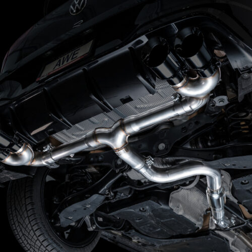 Alternative view of AWE Tuning Track Edition Quad Exhaust - Diamond Black Tips for MK8 Volkswagen Golf R 3in