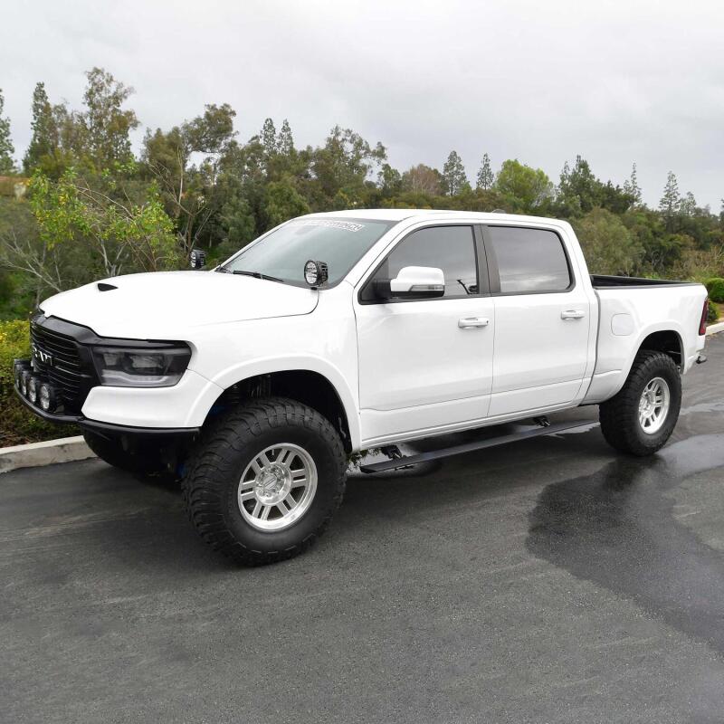 Westin 19-25 RAM 1500 Crew Cab (Excl. 2019+ 1500 Clsc.) Pro-e Running Boards - Tex. Blk - Image 9