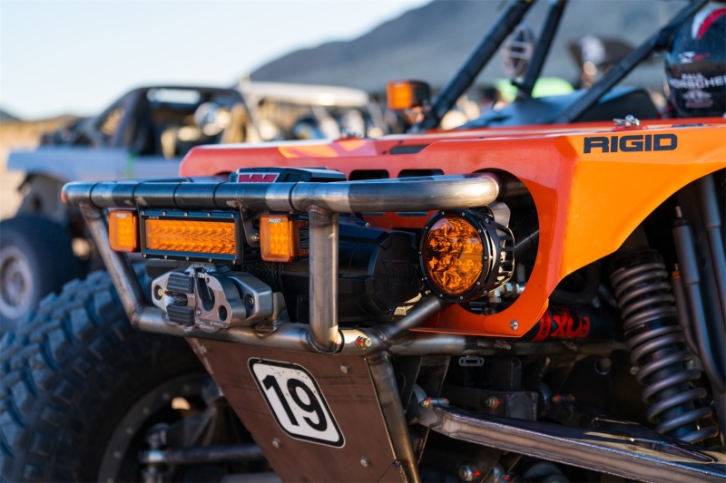 Rigid Industries 360-Series 6in SAE Fog w/ Amber PRO Lens - White (Pair) - Image 4