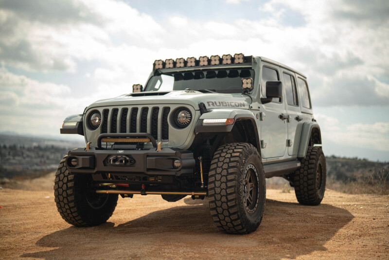 DV8 Offroad 18+ Jeep Wrangler JL / 20+ Jeep Gladiator JT OE Plus Front Bumper - Image 4