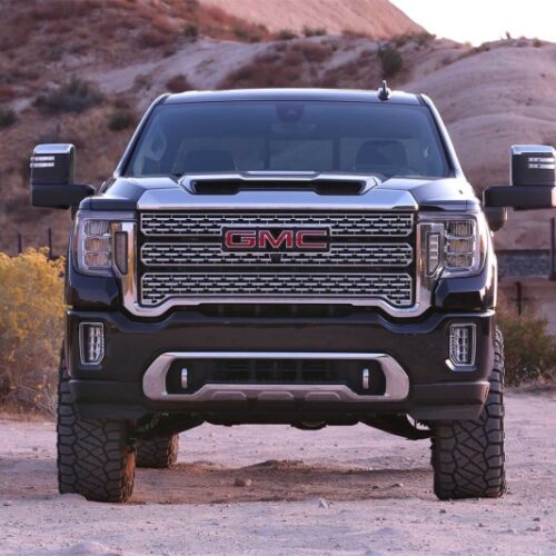 Alternative view of Fabtech 2020 GM K2500HD/3500HD UCA 3.5in Lift System