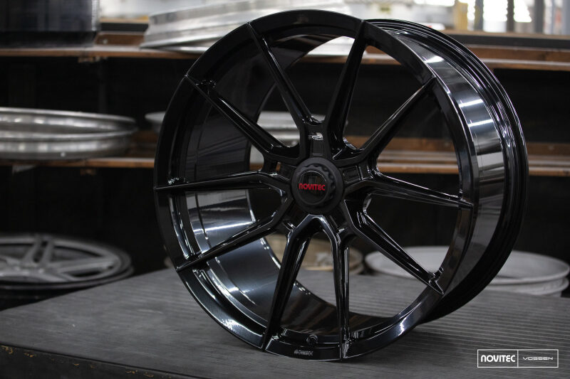 Vossen x Novitec NF10 22x12.5 - 5x114.3 BP - ET46 - Gloss Black Ferrari 812 Superfast/GTS Rear Wheel - Image 2