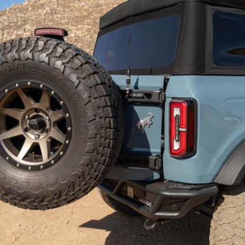DV8 Offroad 21-24 Ford Bronco Tire Carrier - Image 4