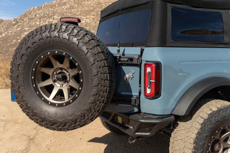 DV8 Offroad 21-24 Ford Bronco Tire Carrier - Image 4