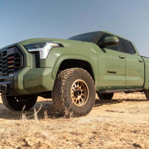 DV8 Offroad 22-24 Toyota Tundra Crew Max - OE Plus Side Steps - Image 8
