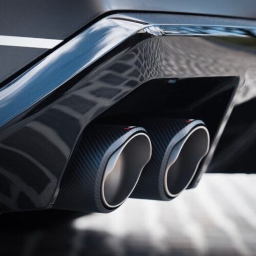 Alternative view of Akrapovic Carbon Fiber Tail Pipe Set for 2024+ BMW M5 (G90,G99) Round
