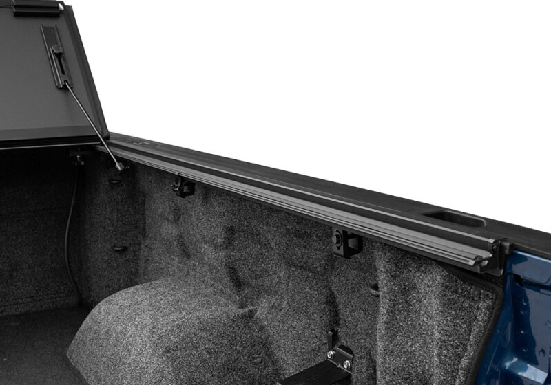 BAK 24-25 Chevrolet Silverado EV 6ft Bed BAKFlip MX4 - Image 7
