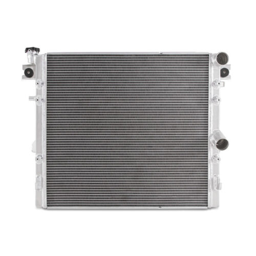 Mishimoto Performance Aluminum Radiator for 07-18 Jeep Wrangler JK HEMI Conversion - Image 4
