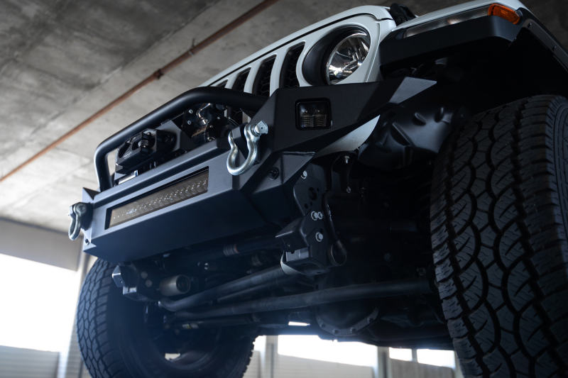 DV8 Offroad 18-23 Jeep Wrangler JL / 20-23 Jeep Gladiator JT FS-7 Mid-Width Winch Front Bumper - Image 5