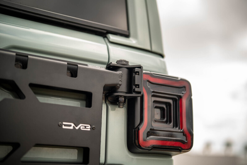 DV8 Offroad 18-25 Jeep Wrangler JL Spare Tire Carrier - Image 6