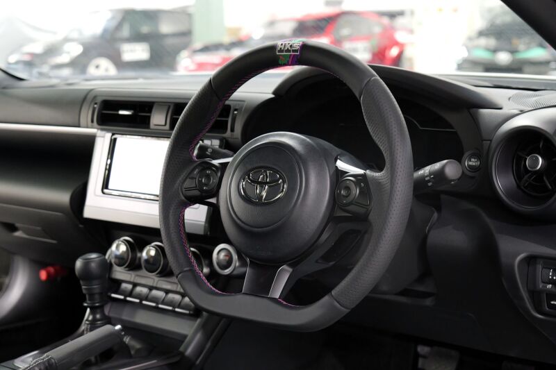 HKS Subaru BRZ ZN(D)8/ZN(C)6E Replacement Steering Wheel - Image 5