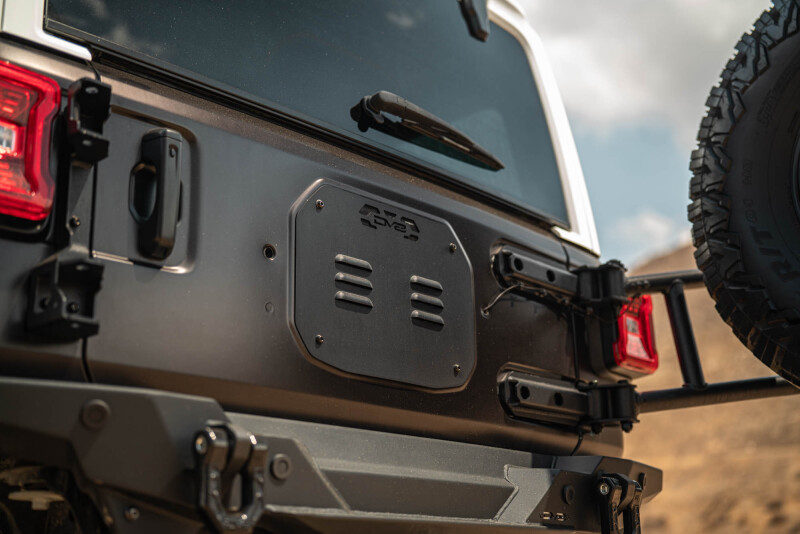 DV8 Offroad 18-25 Jeep Wrangler JL Body Mounted Tire Carrier - Image 5