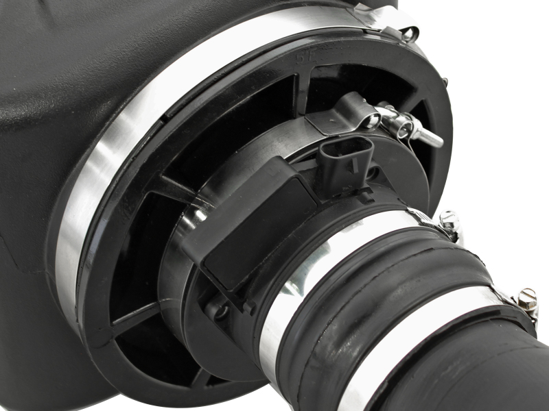 aFe Power Momentum GT Pro DRY S Stage-2 Si Intake System, GM Trucks/SUVs 99-07 V8 (GMT800) - Image 6