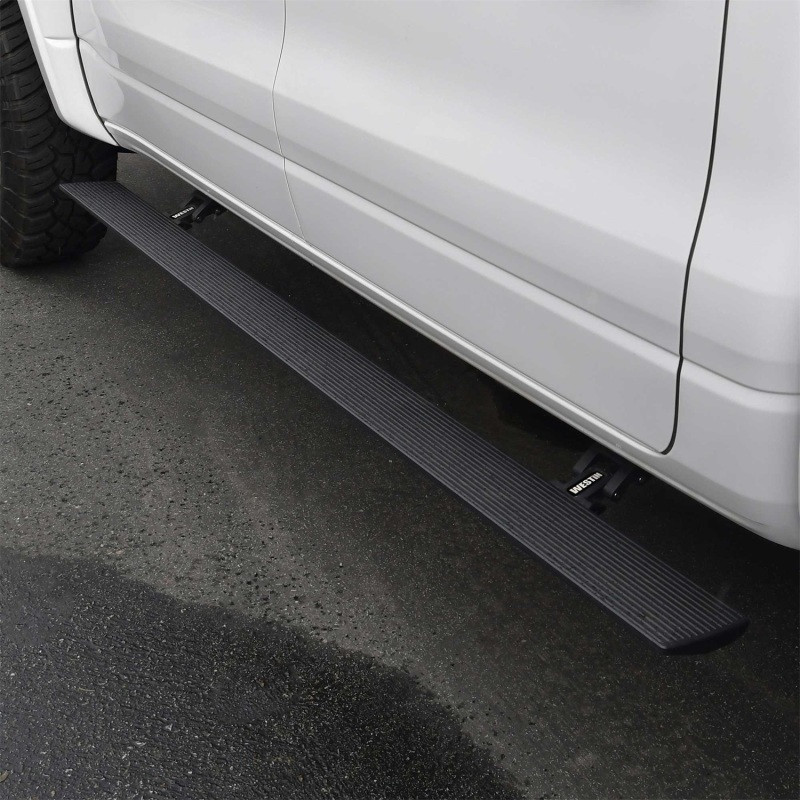 Westin 19-25 RAM 1500 Crew Cab (Excl. 2019+ 1500 Clsc.) Pro-e Running Boards - Tex. Blk - Image 4