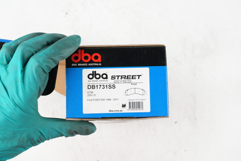 DBA DB1731SS 00-05 Ford Excursion 4WD Street Series Front Brake Pads - Image 7