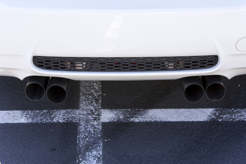 Dinan for 08-11 BMW M3 (E90) Free Flow Axleback Exhaust System - Black Tips - Image 3