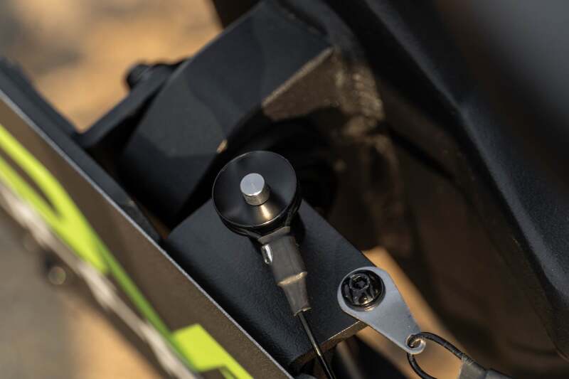 DV8 Offroad Universal Quick Release D-Ring License Plate Mount - Image 4