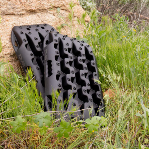 DV8 Offroad DV8 Xtract Mini Traction Board | Pair | Black - Image 3