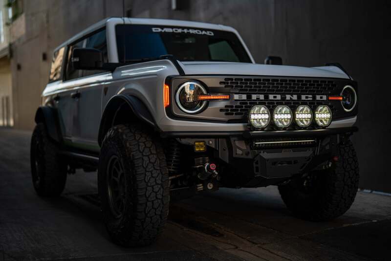 DV8 Offroad Elite Series 20in Dual Row Light Bar w/ Accent Light - Image 3