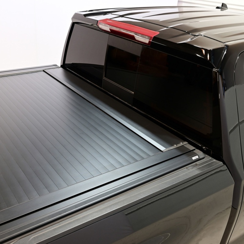 Westin 19-26 Chev/GMC Silverado/Sierra 1500 5ft 8in Bed Electric Retractable Tonneau Cover - Black - Image 6
