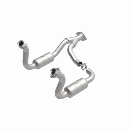 MagnaFlow 08-10 Ford F-350 Super Duty 6.8L Direct Fit Converter - Image 2