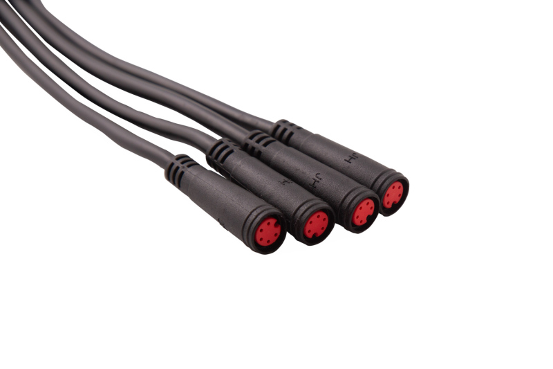 Diode Dynamics RGBW M8 5-Pin Splitter Wire - 1 - Image 3
