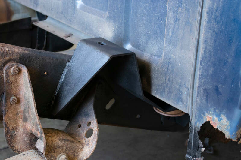 Rust Buster 1988-1998 Chevrolet & GMC C/K 1500 & 2500 Bed and Cab Mount Brackets - Left - Image 7