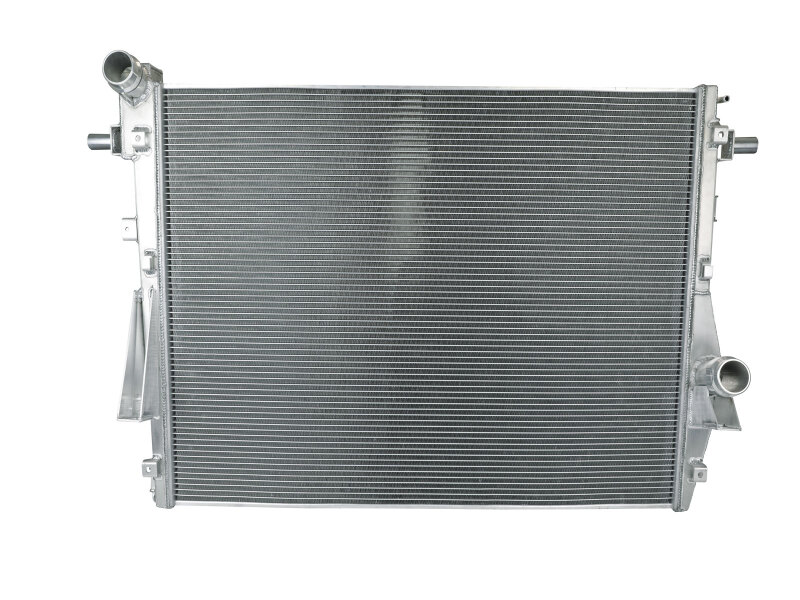 aFe Power 11-16 Ford F250/F350 Super Duty Power-Stroke V8 6.7L (td) BladeRunner Street Series Radiator - Image 3