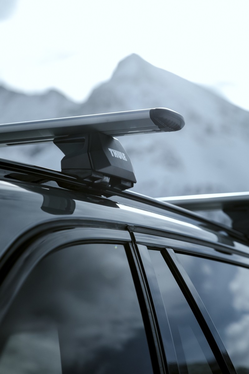 Thule Evo Flush Load Carrier Feet (Vehicles w/Flush Railings) - Black - Image 4