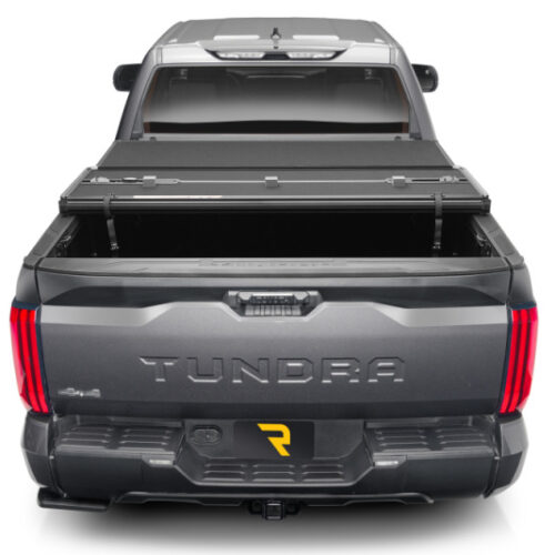 Extang 2024 Toyota Tacoma (5ft Bed) Solid Fold ALX - Image 6