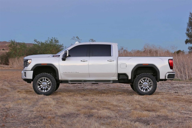 Fabtech 2020 GM 2500HD/3500HD 4WD 6in Lift System - Component Box 1