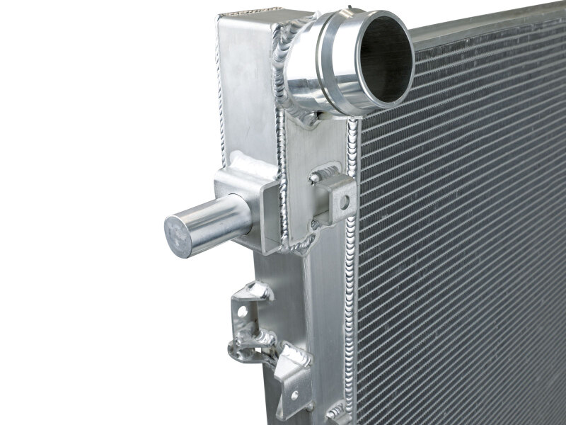 aFe Power 11-16 Ford F250/F350 Super Duty Power-Stroke V8 6.7L (td) BladeRunner Street Series Radiator - Image 4