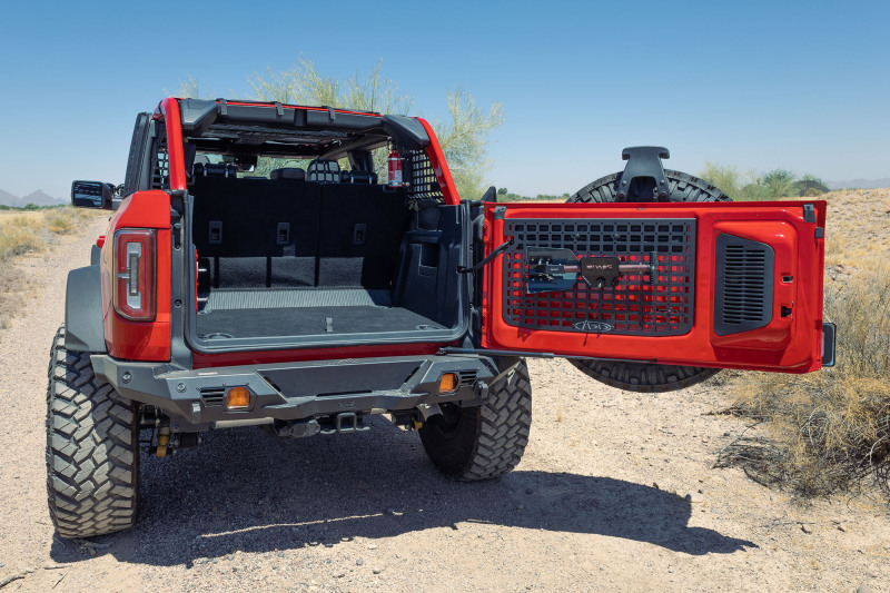 Addictive Desert Designs for 21-23 Ford Bronco Tailgate Molle Panel - Image 6