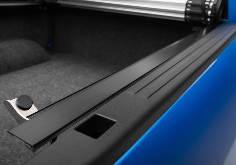 BAK 2024 Toyota Tacoma 6ft Bed Revolver X2 Bed Cover - Image 9
