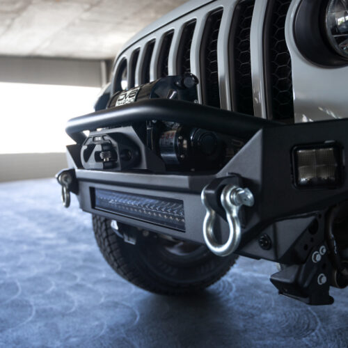 DV8 Offroad 18-23 Jeep Wrangler JL / 20-23 Jeep Gladiator JT FS-7 Mid-Width Winch Front Bumper - Image 4