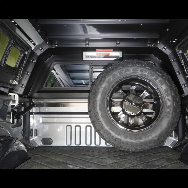 Skyjacker 17-25 Ford F250/350 Spare Tire Carrier Kit - Image 2
