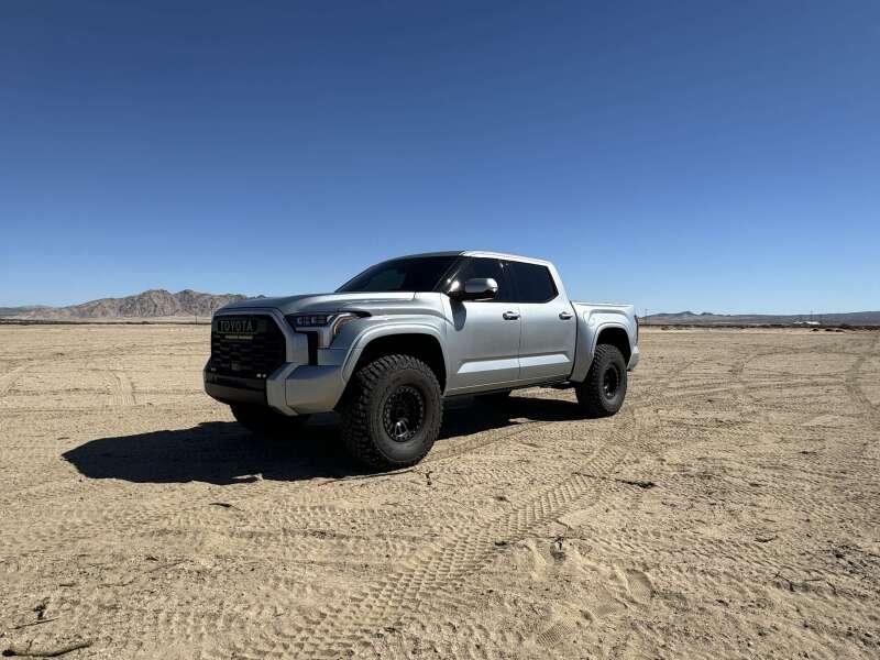 Camburg 22-25 Toyota Tundra 2WD/4WD Blue KINETIK Uniball Trail Series Long Travel Kit w/ Billet UCA - Image 2