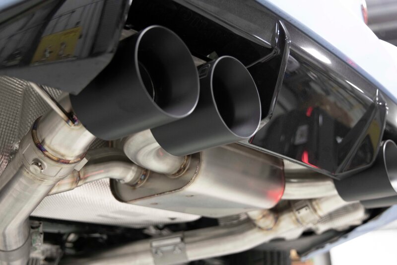 Dinan for 23-26 BMW M2 (G87) Valved Axleback Exhaust System - Black Tips - Image 9