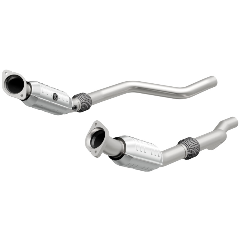 MagnaFlow 16421 Conv D/F 05- 300C/Magnum 5.7 w/cats