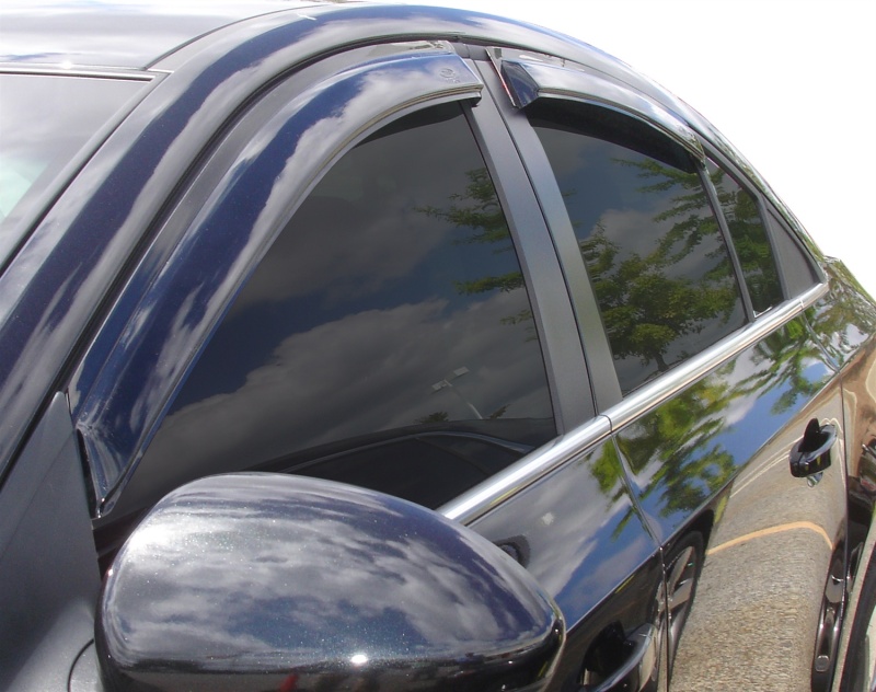 AVS 94611 11-15 Chevy Cruze Ventvisor Outside Mount Window Deflectors 4pc - Smoke - Image 2