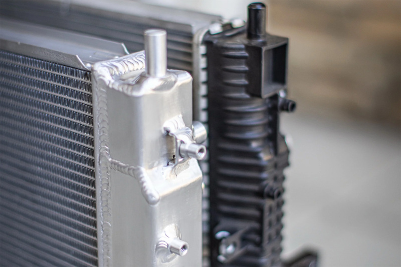 CSF 16-24 Chevrolet Camaro AT and MT / 16-19 Cadillac CTS-V High Performance All Aluminum Radiator - Image 9