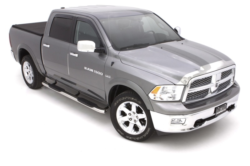 Lund 23785007 10-17 Dodge Ram 2500 Crew Cab 5in. Curved Oval SS Nerf Bars - Polished - Image 3